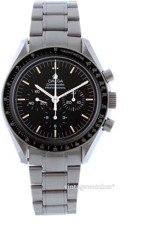 omega speedmaster moonwatch brugt|omega speedmaster moonwatch bezel.